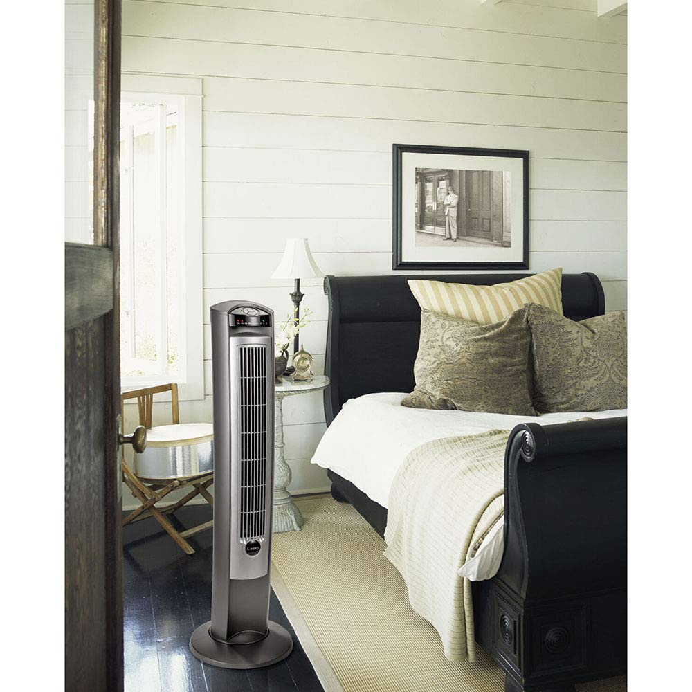 Oscillating Tower Fan with Remote M616