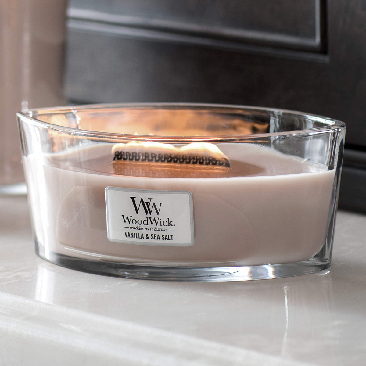 Scented Candle, Vanilla & Sea Salt, 16oz Q43093