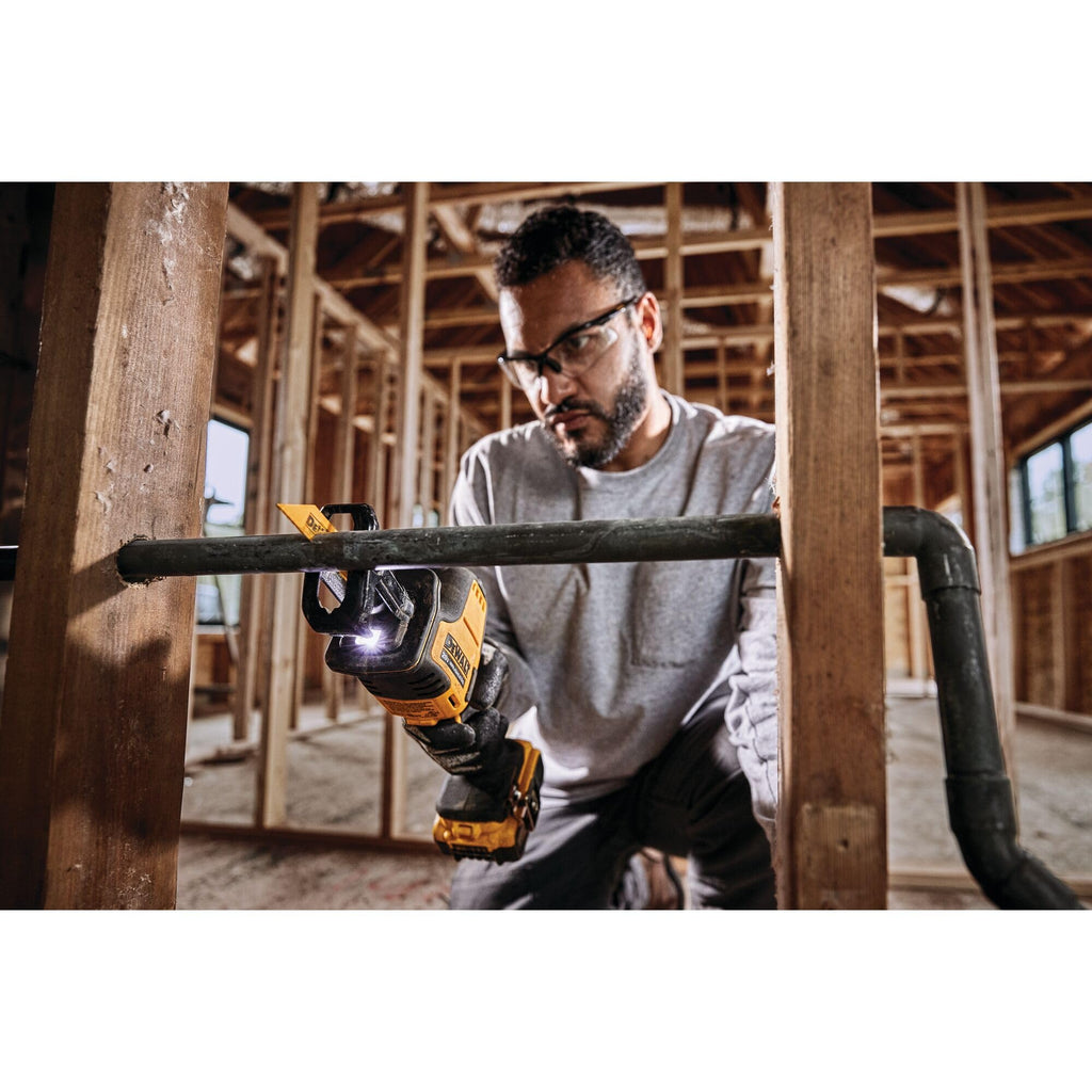 Cordless One-Handed Reciprocating Saw T748486